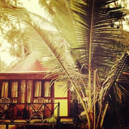 Over The Moon Beach Resorts Palolem Esterno foto